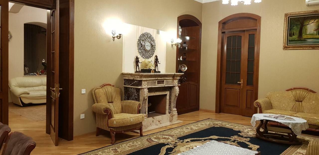 Gulluoglu Royal Suite Luxury Apartment Baku Bagian luar foto