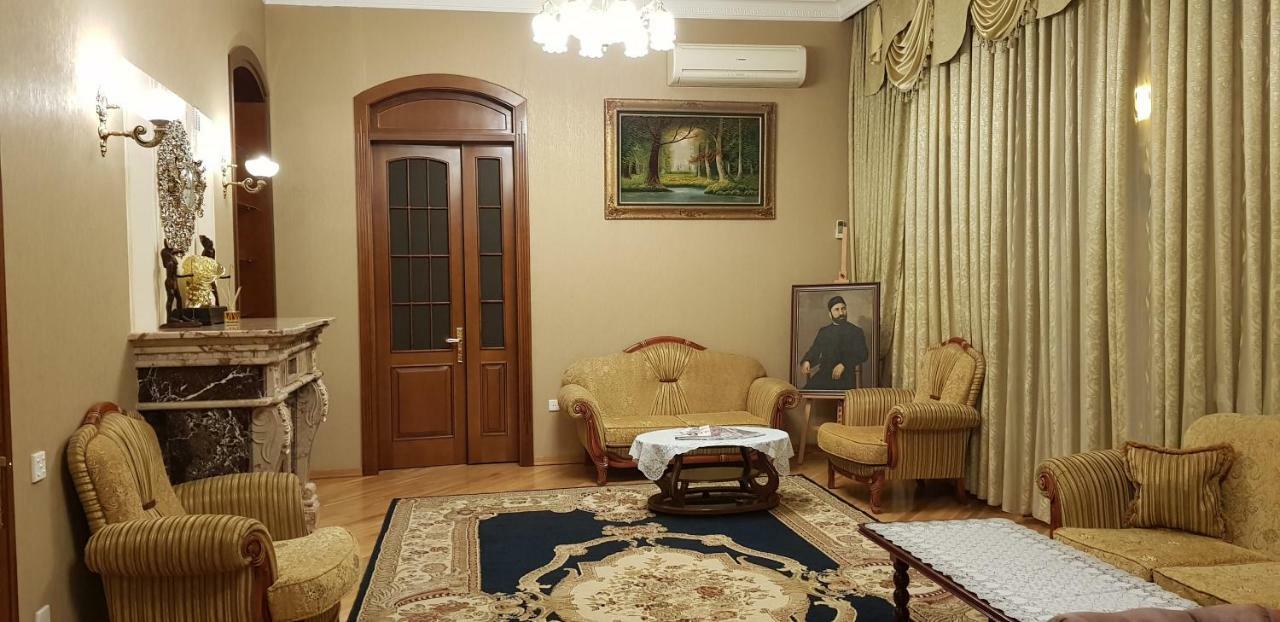 Gulluoglu Royal Suite Luxury Apartment Baku Bagian luar foto