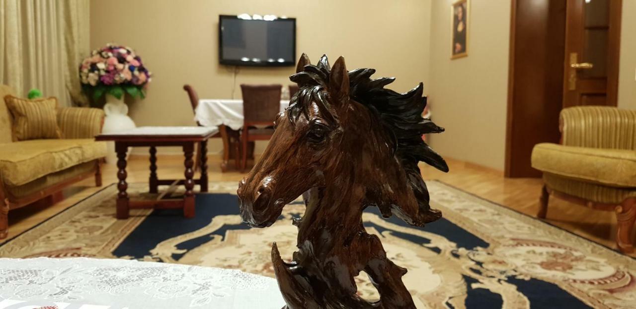 Gulluoglu Royal Suite Luxury Apartment Baku Bagian luar foto