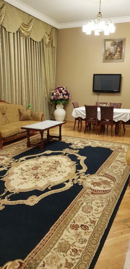 Gulluoglu Royal Suite Luxury Apartment Baku Bagian luar foto