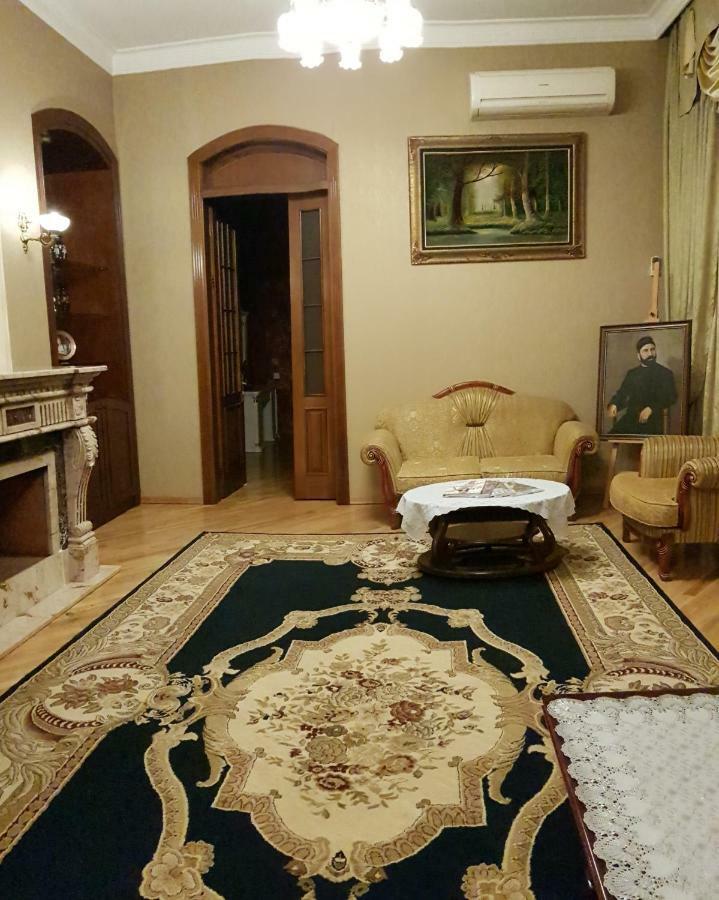 Gulluoglu Royal Suite Luxury Apartment Baku Bagian luar foto