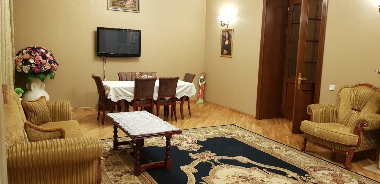 Gulluoglu Royal Suite Luxury Apartment Baku Bagian luar foto