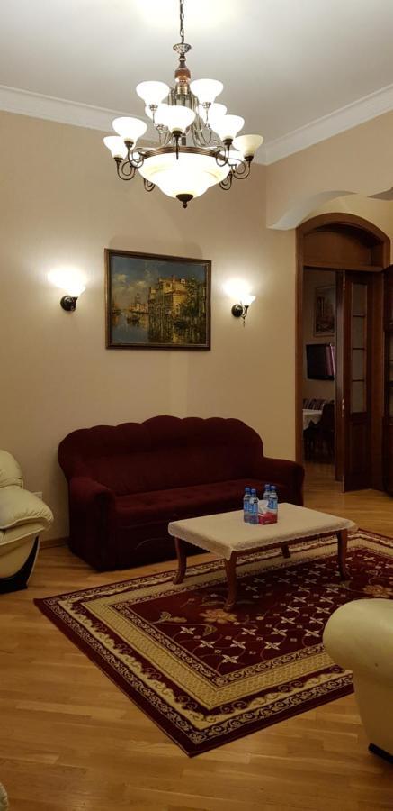 Gulluoglu Royal Suite Luxury Apartment Baku Bagian luar foto